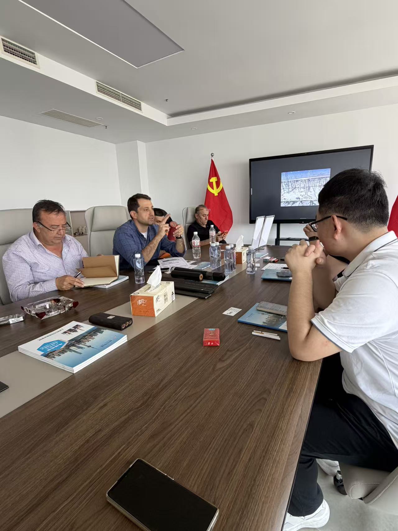mining-cable-technical-discussion.jpg