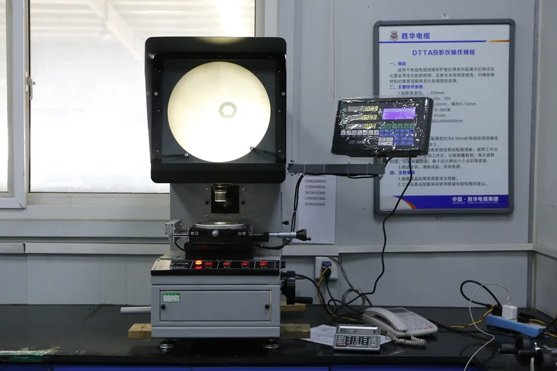 DTA optical projector for cable dimension measurement